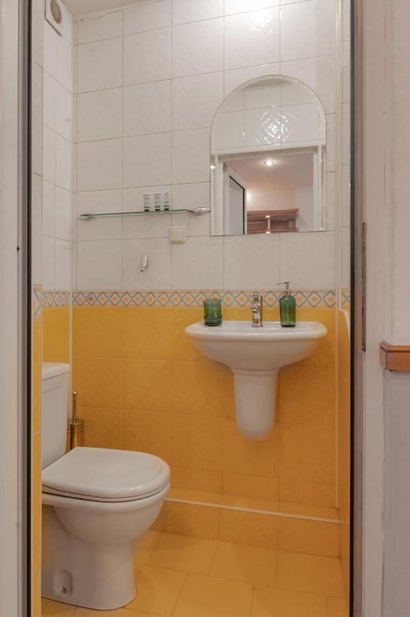 Charming Studio On Vitosha Street By Flat Mаnager Sofia Eksteriør billede